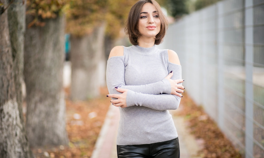 10 Hábitos de Mulheres Confiantes Que Você Pode Começar Hoje!