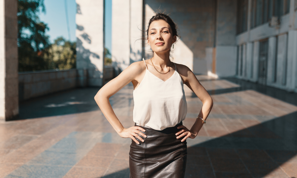 Como se Vestir Bem com Roupas Simples (Guia Prático 2026)! 10 Como se Vestir Bem com Roupas Simples Guia Pratico 2026 13