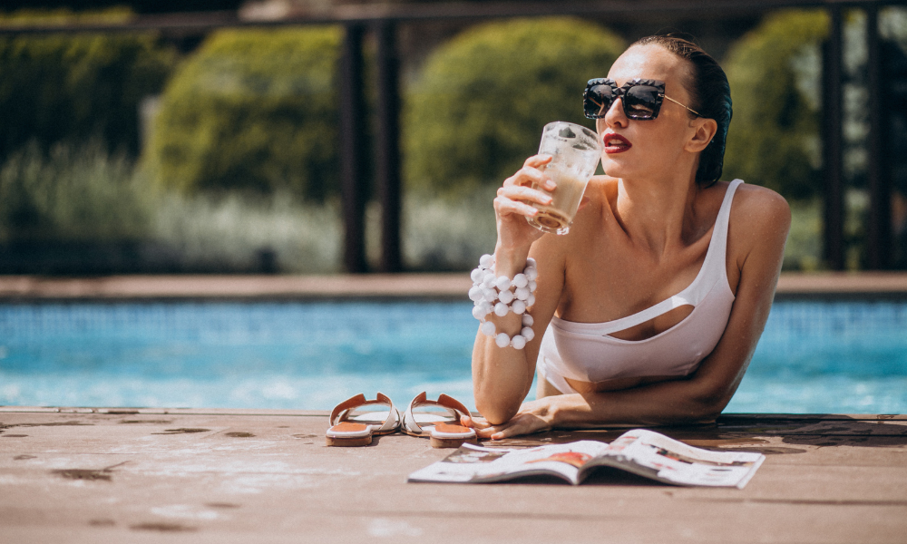 Como Transformar um Simples Dia de Piscina em um Ritual de Elegancia e Bem Estar no Seu Dia a Dia 4