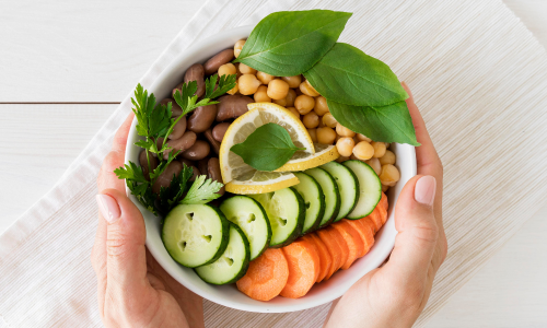 8 Alimentos Que Ajudam a Reduzir o Inchaço Abdominal!