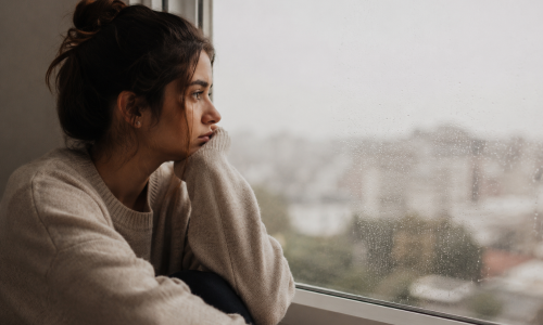 Dependência emocional: sinais de que você está presa sem perceber!